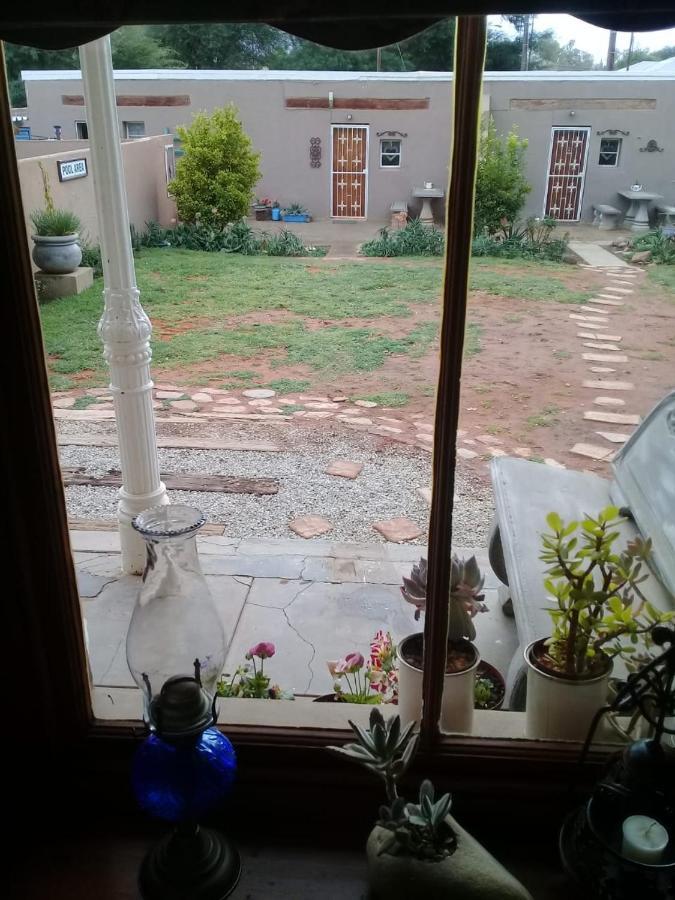 Carmel Villa B&B Or Self-Catering Calvinia Kültér fotó