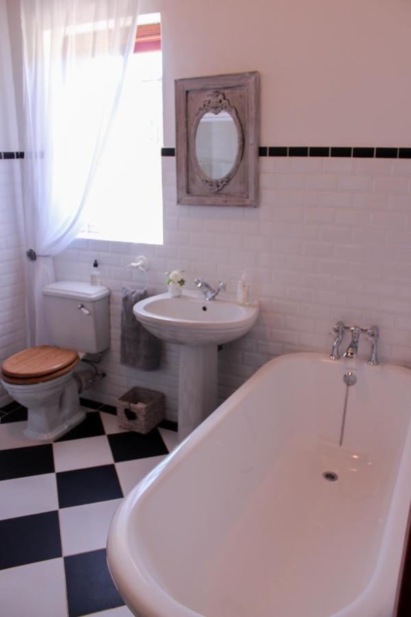Carmel Villa B&B Or Self-Catering Calvinia Kültér fotó